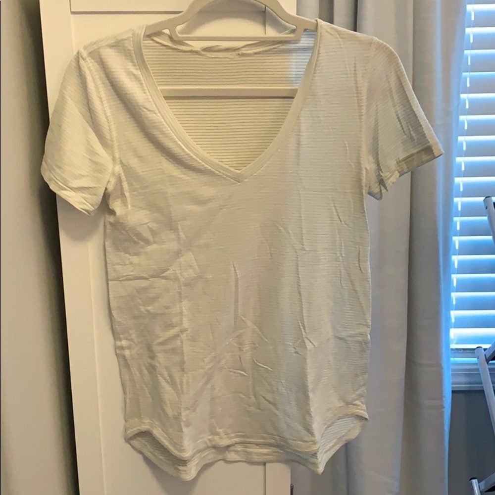 Lululemon short sleeve top